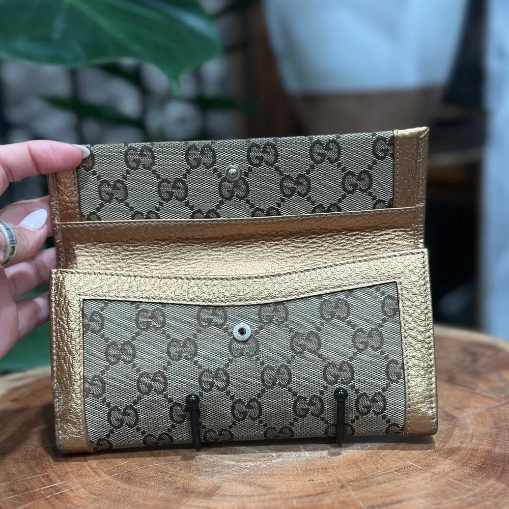 Gucci GG Canvas Metallic Gold Continental Wallet w/ Box and Unbranded Chain - Picture 7 of 12